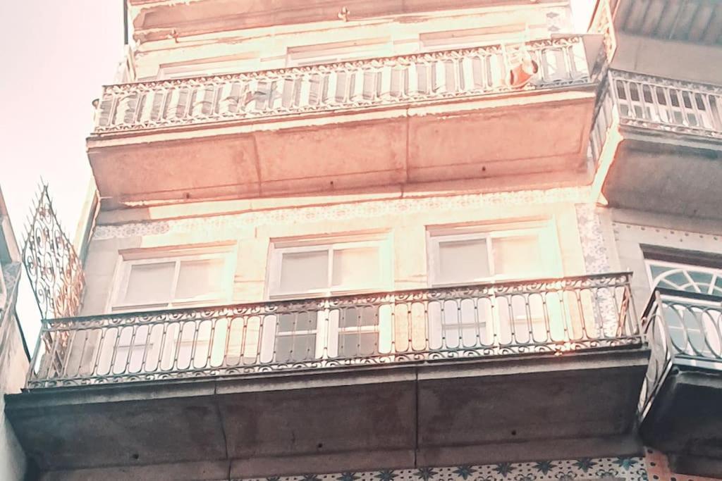 Historical Porto Apartment Exterior photo